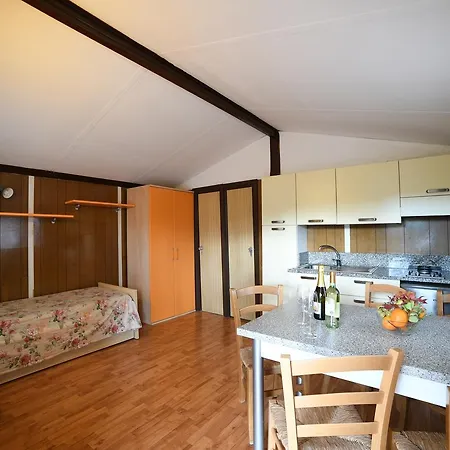 C'era Volta مكان تخييم